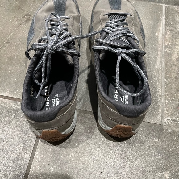 Merrell - Picture 4 of 5